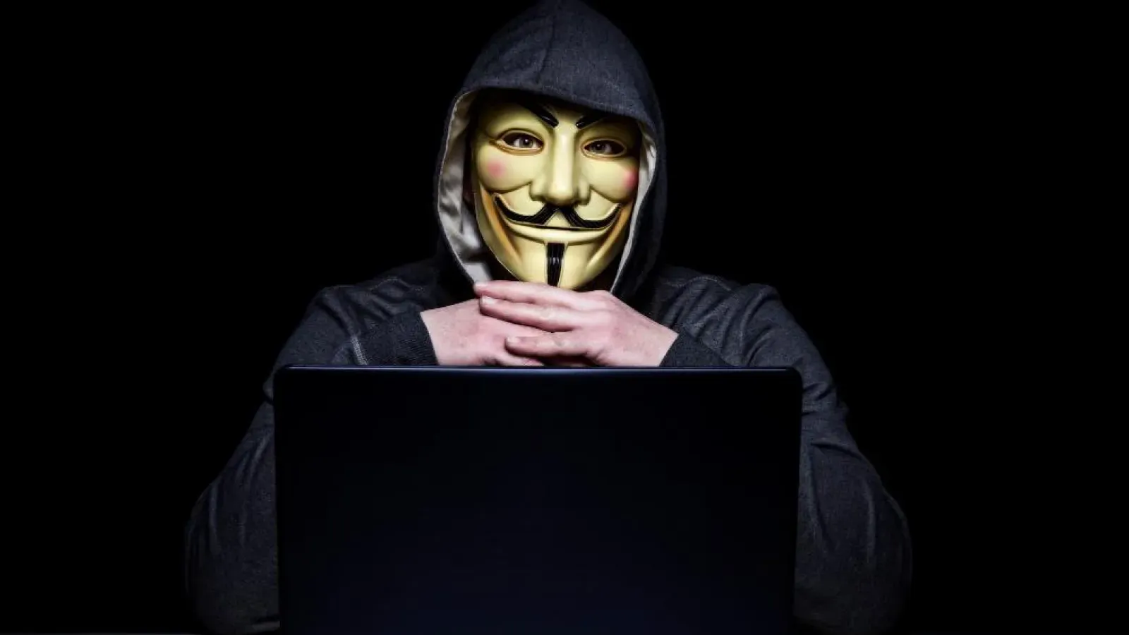 صورة تعبيرية للأمن السيبراني ضمن مقال عن قرار التشيك بشأن DeepSeek